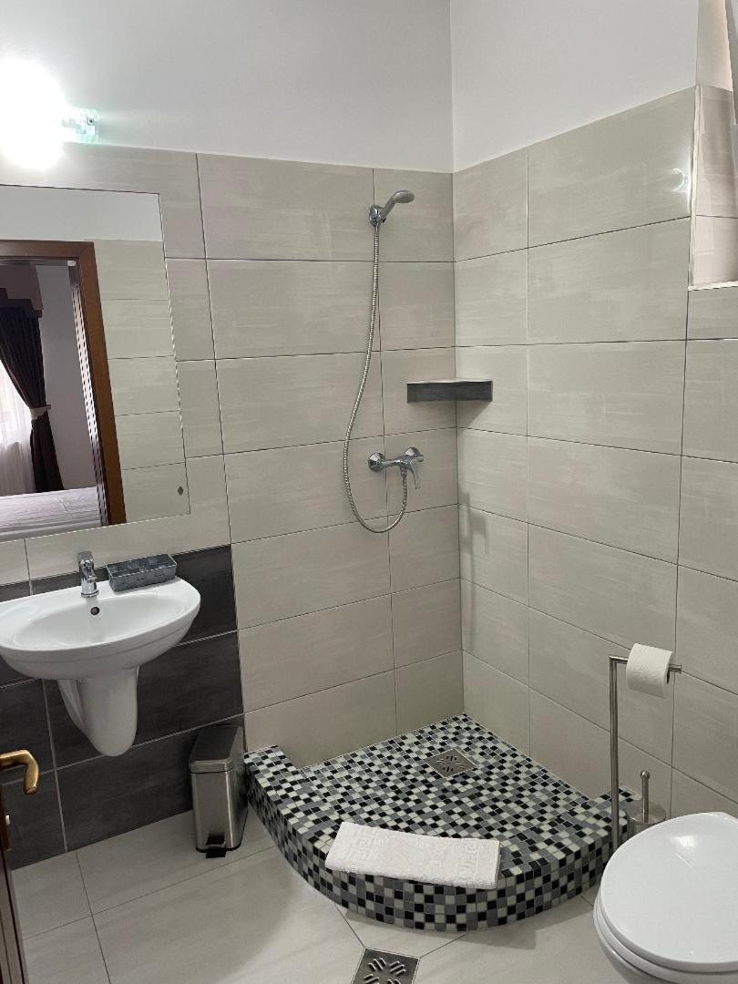 Villa Prestige Sovata Luaran gambar
